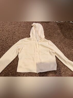 Cream Zip Hoodie cropped